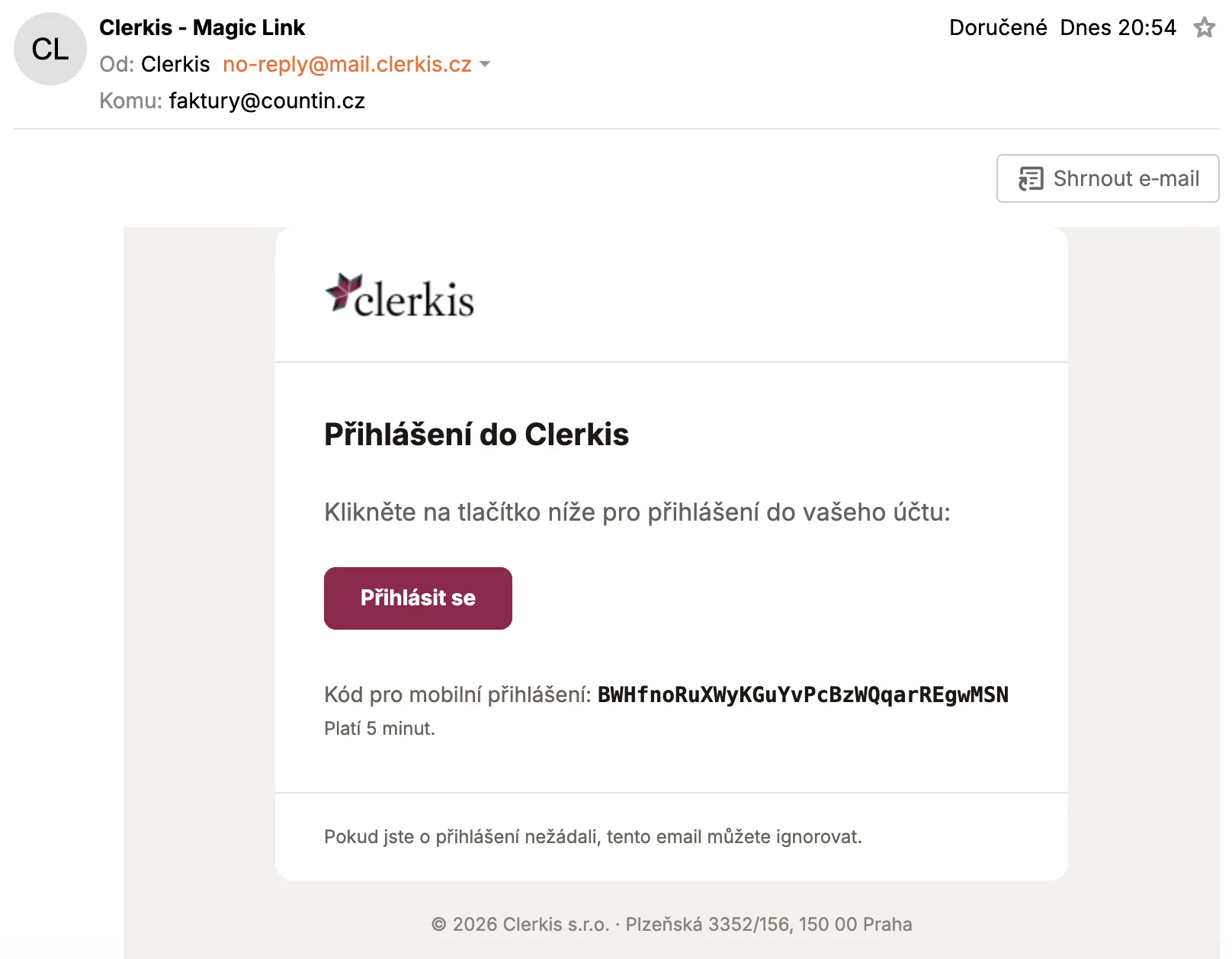 Přihlašovací e-mail s tlačítkem Přihlásit se a kódem pro mobilní přihlášení